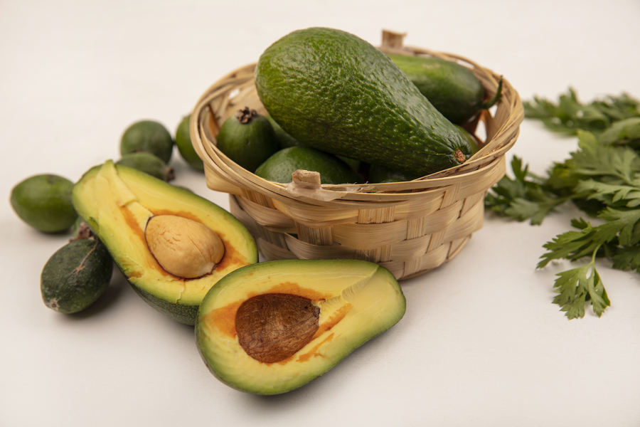 Avocados Explained: Nutritional Powerhouse & Health Booster